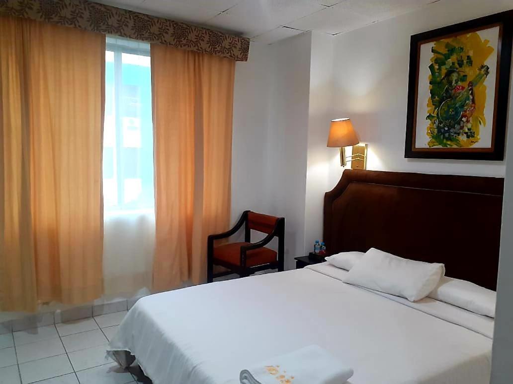 Hotel Doral Гуаякиль Экстерьер фото